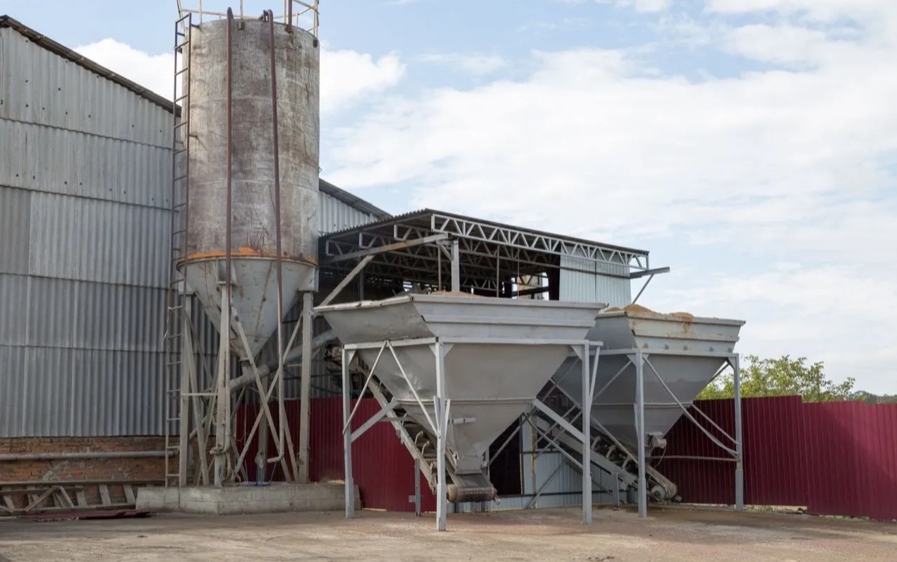 Продажа-аренда кирпичного завода с блочным цехом