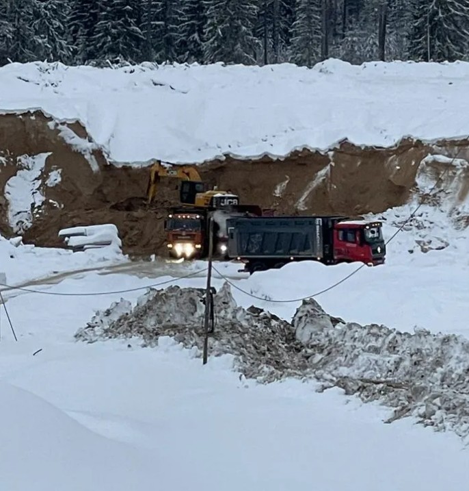 Песчаный карьер