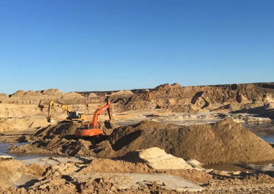 Карьер строительного песка