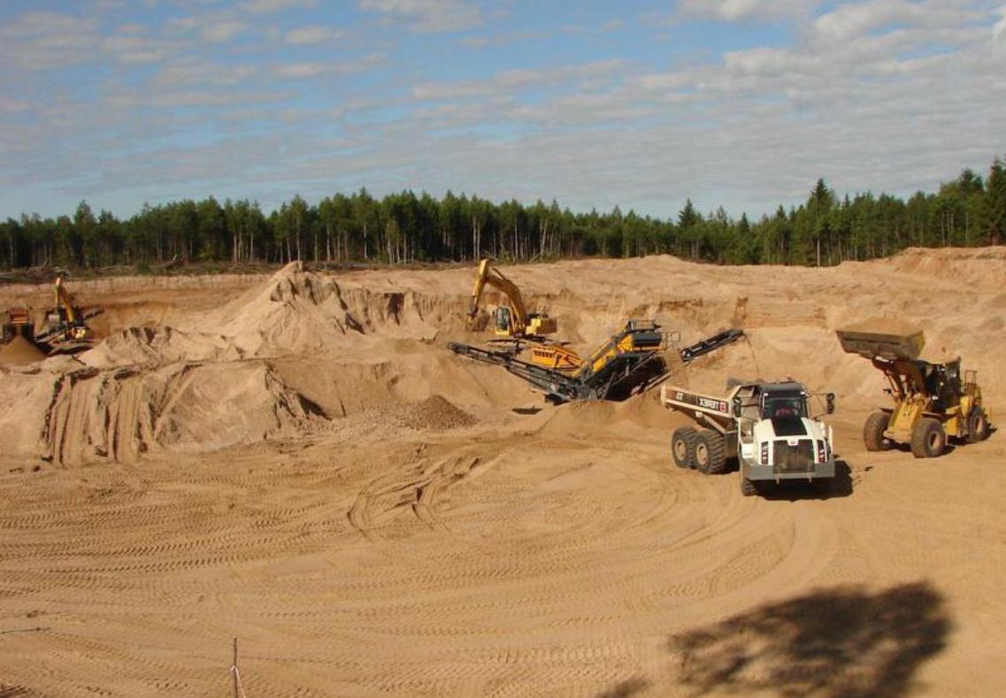 Карьер строительного песка