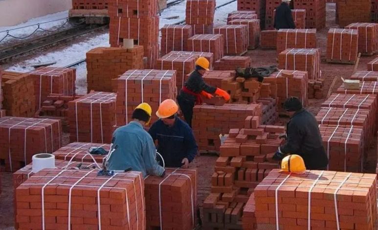 Производство кирпича + участок в собственности