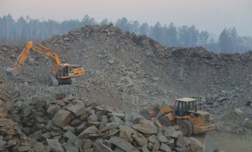 Карьер : строительный камень