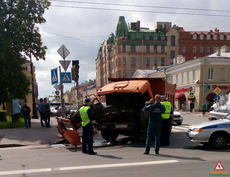 Непрошибаемый троллейбус 