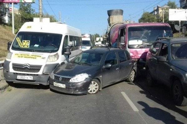 Недолго миксер крутил ... 