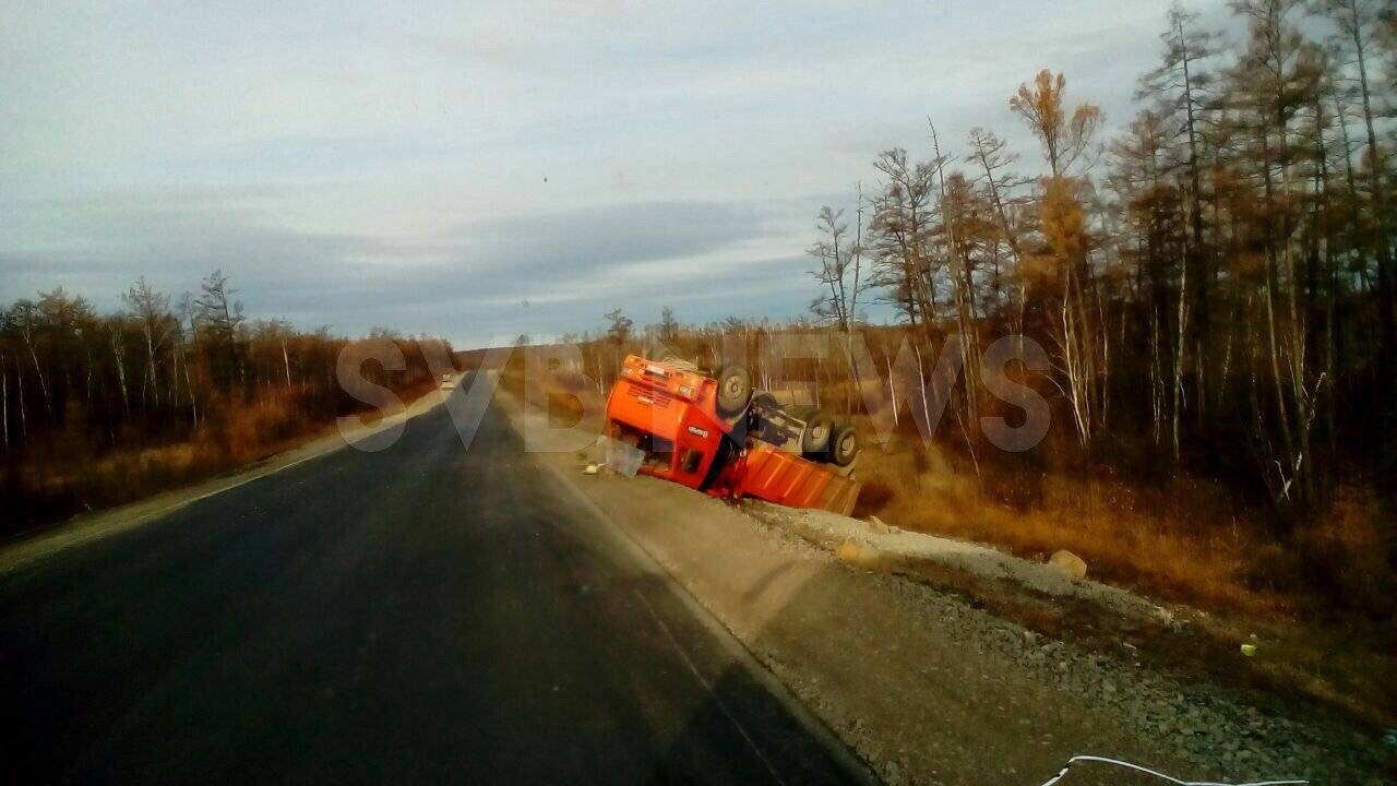 КАМАЗ потерял управление 