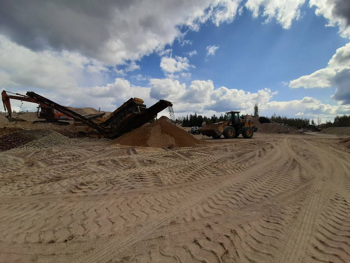 5 квартал карьер около  Выборга