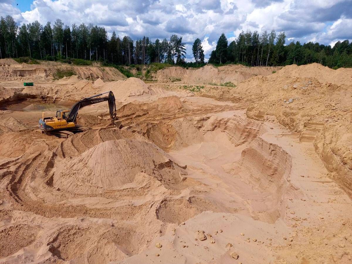 Костуя карьер