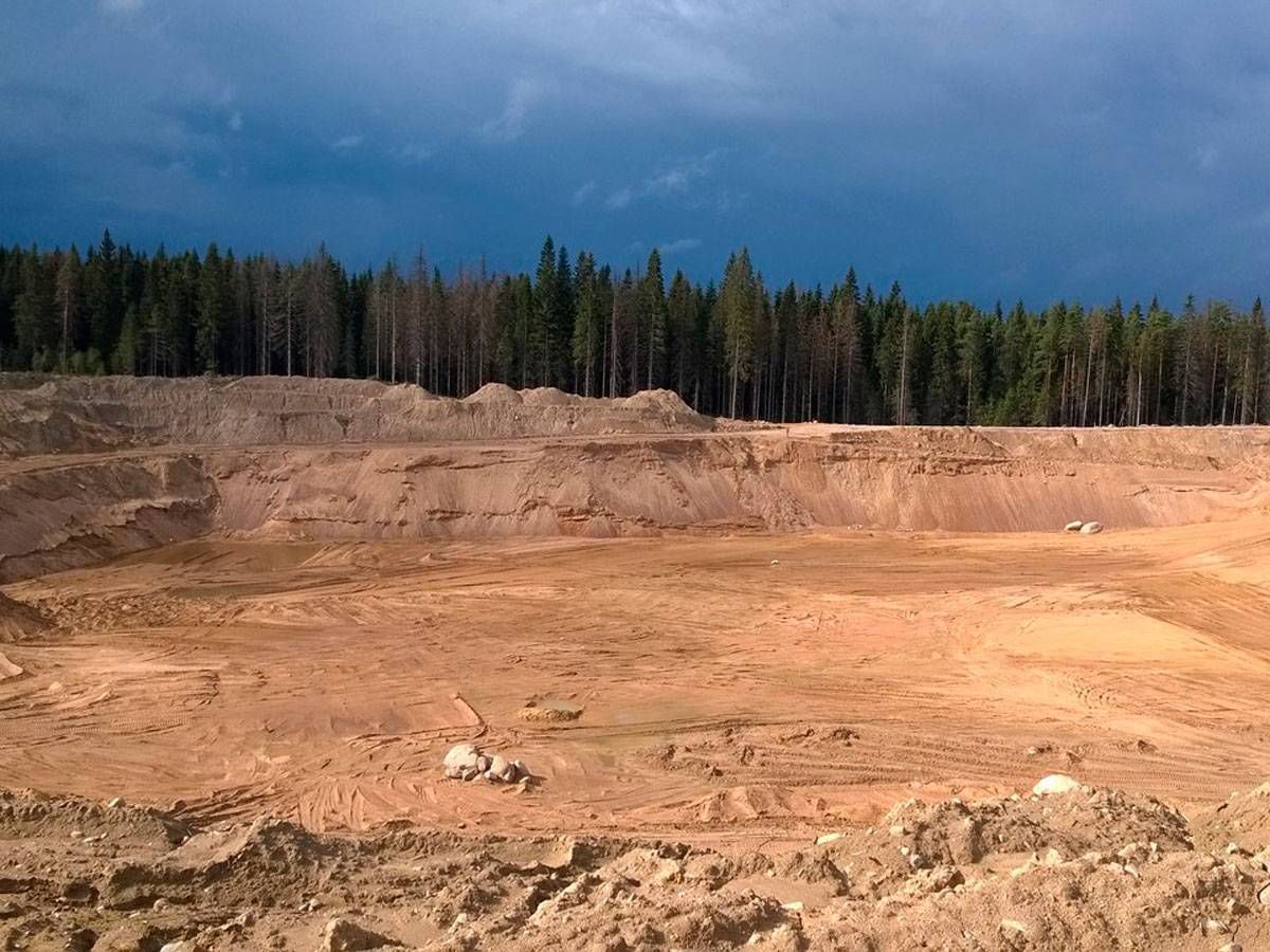 Крутая горка карьер