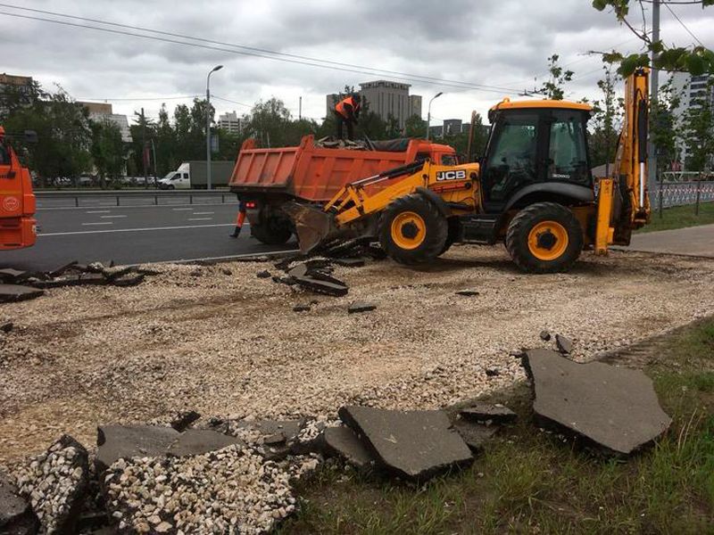 В Казани разрыли новые дорожки