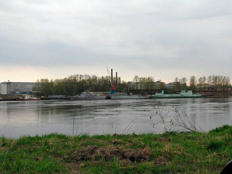 Саперный площадка щебня