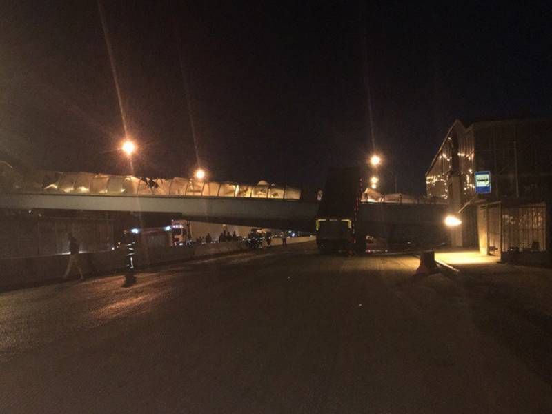 самосвал устроил ДТП в Москве