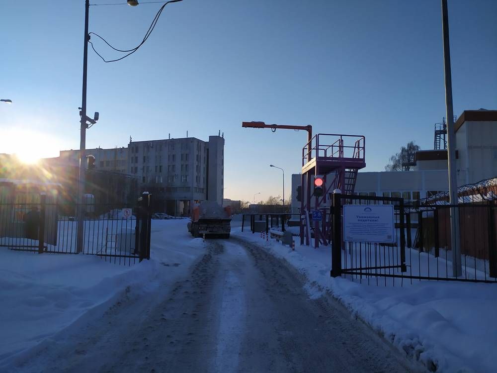 снегоплавильный пункт на Октябрьской наб и ул Зольная